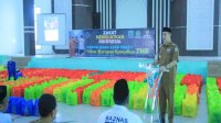 Bupati Pangkep Yusran Lalogau Serahkan 2.000 Paket Sembako Baznas, Tekankan Zakat Tepat Sasaran