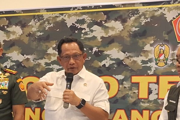 Mendagri Keluarkan SE: Kepala Daerah Dilarang Keluar Negeri 14–28 Maret