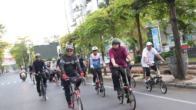 Isi WFH Wali Kota Makassar Gowes Bareng SKPD Pantau &ldquo;Jumat Bersih&rdquo;