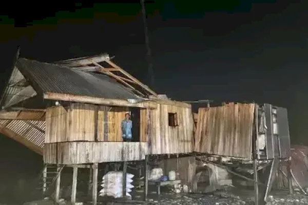 Angin Kencang Rusak Belasan Rumah di Luwu Timur, Pemkab Bergerak Cepat