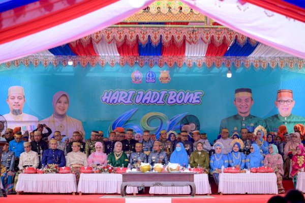 Wagub Fatmawati Hadiri Hari Jadi Bone ke-696, Dorong Peran Strategis di Indonesia Timur