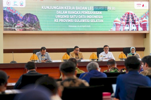 Sekda Sulsel Sambut Baleg DPR RI, Dorong Penguatan Regulasi Satu Data Indonesia