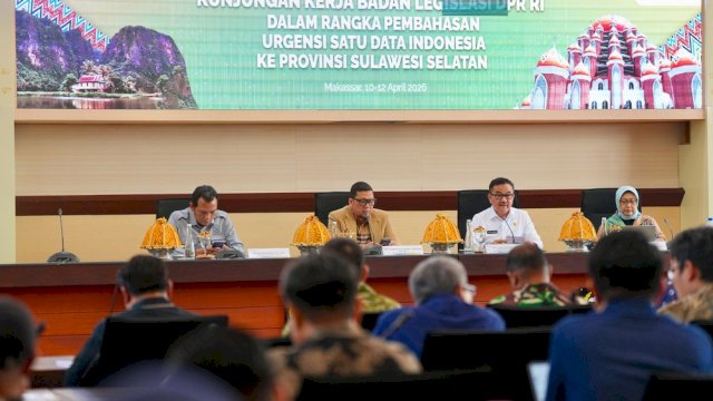 Sekda Sulsel Sambut Baleg DPR RI, Dorong Penguatan Regulasi Satu Data Indonesia