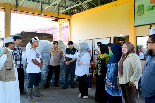 Wagub Fatmawati Rusdi Tinjau TPS3R Sidrap, Tekankan Edukasi Sampah