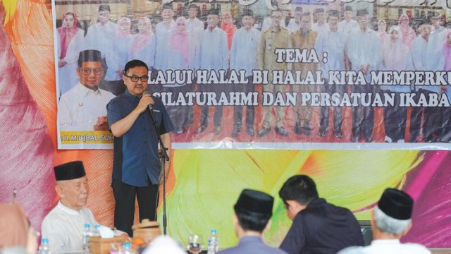 Sekda Sulsel, Jufri Rahman, menghadiri kegiatan Halal Bihalal Ikatan Kekerabatan Alumni Bappeda (IKABA) Sulsel.