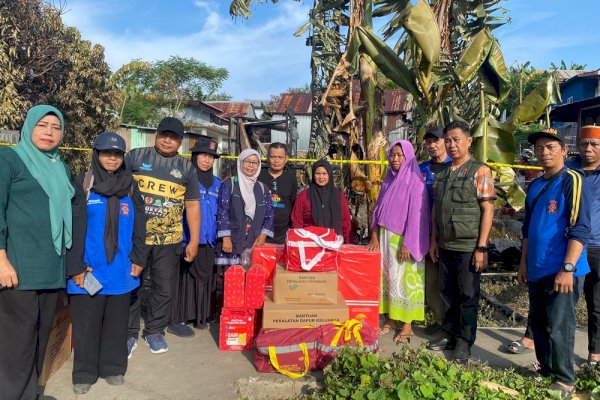Respons Cepat Gubernur Sulsel, Kirim Bantuan untuk Korban Kebakaran di Parepare