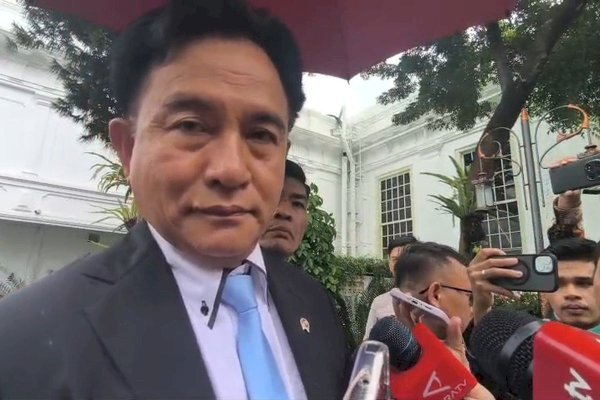 Menko Yusril Usul Jumlah Komisi di DPR Jadi Ambang Batas Parlemen