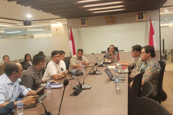 Dorong Danau Matano Jadi Destinasi Unggulan, Pemkab Lutim Perjuangkan RTP Sumasang di KemenPU