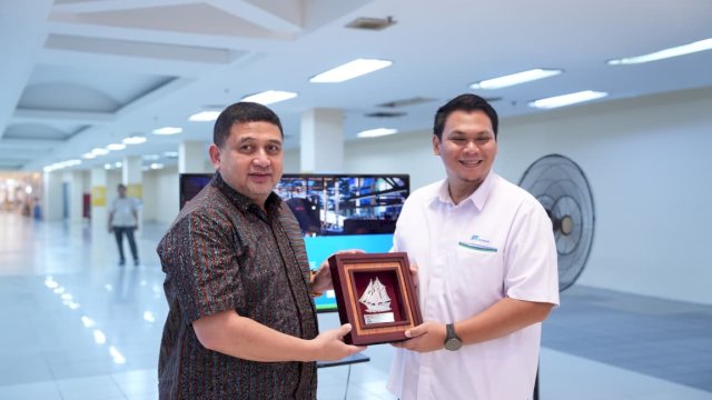 Wali Kota Makassar, Munafri Arifuddin, melakukan kunjungan langsung ke kawasan Blok M di Jakarta.