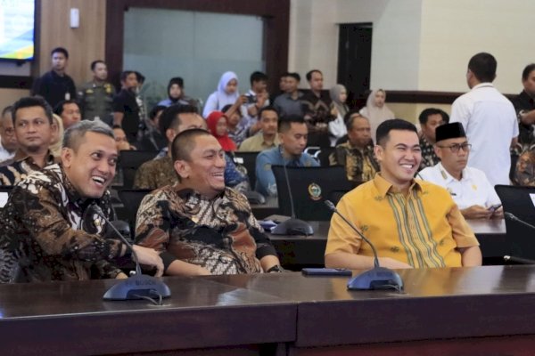 Hadiri Rakor Pengolahan Sampah, Bupati Irwan Tekankan Peran Aktif Masyarakat