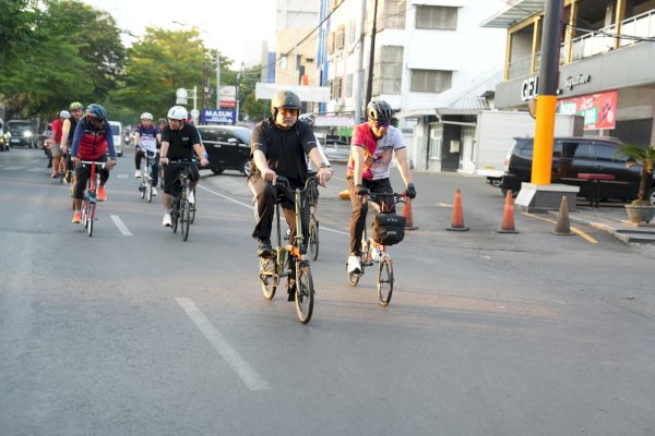 Gowes Pantau Kebersihan Kota, Appi Langsung Tuntaskan Aduan Sampah dan Pohon Tumbang di Kanal