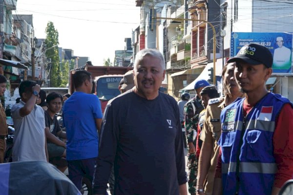 Antisipasi Genangan, Bupati Pinrang Pantau Langsung Pembersihan Drainase