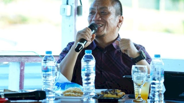 Bupati Luwu Timur, Irwan Bachri Syam, melakukan rapat koordinasi bersama seluruh kepala puskesmas dan jajaran Dinkes Lutim.