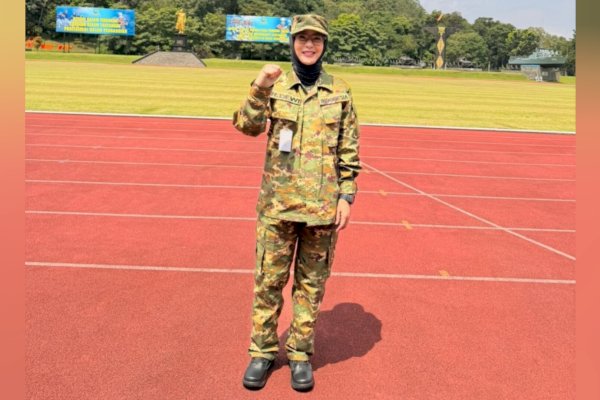 Berseragam Loreng di Akmil, Cicu Asah Disiplin dan Visi Kepemimpinan