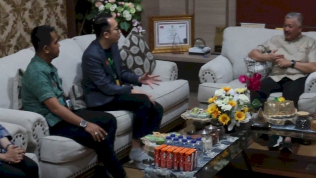 Bupati Pinrang, H. A. Irwan Hamid, S.Sos menerima audiensi dari pihak PT Pegadaian.