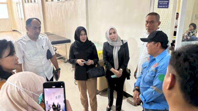 Pimpinan dan anggota komisi e dprd sulsel, kunjungi RS Haji Makassar.