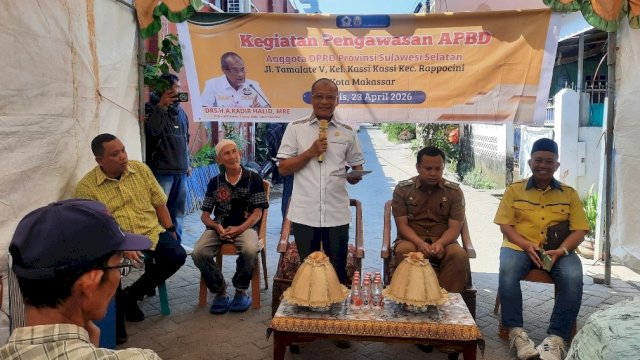 Ketua Komisi D DPRD Provinsi Sulawesi Selatan, Kadir Halid, pengawasan APBD Sulsel di Kelurahan Kassi-kassi, Makassar.