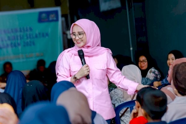 Pengawasan APBD di Pacongang, Azizah Irma Tinjau Program OPLP dan Pemanfaatan Bantuan Mesin Jahit