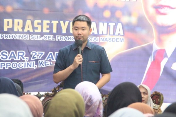 Andre Tanta Pengawasan APBD Sulsel di Buakana, Warga Usul SMA Negeri