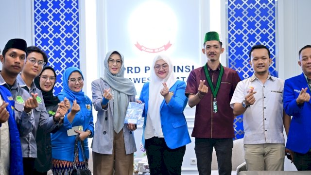 Ketua KNPI Sulawesi Selatan terpilih, Vonny Ameliani Suardi, bersama OKP.