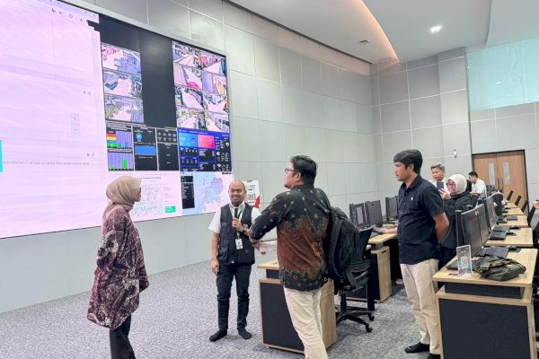 Matangkan Peluncuran Aplikasi Aduan dan Layanan Darurat 112, Kominfo Lutim Kunjungi War Room Makassar
