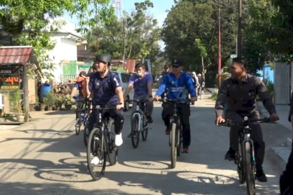 Bupati Pangkep Yusran Lalogau Jadi Pelopor Bike to Work, ASN Diajak Hidup Sehat