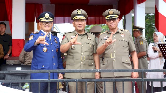 Bupati Ibas Hadiri HUT Damkar, Satpol PP-Satlinmas, Lutim Raih Apresiasi dari Gubernur