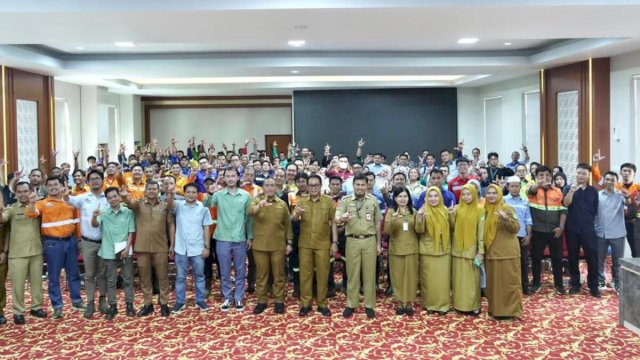 Hadapi Investor Asing, Lutim Bekali Pemuda dengan Bahasa Mandarin dan Inggris