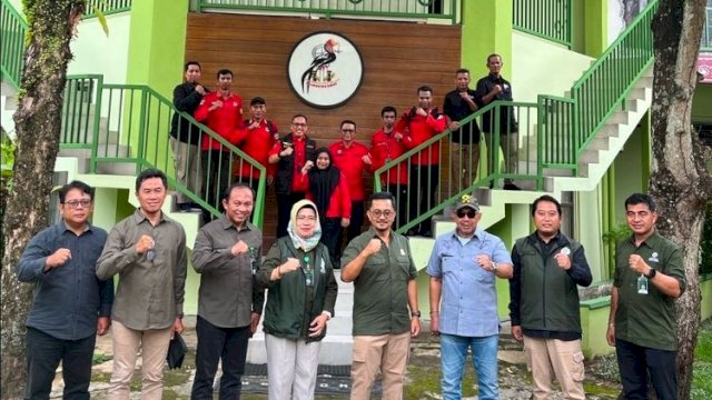 Kemenhut mengaktifkan Pos Komando (Posko) Pengendalian Kebakaran Hutan.