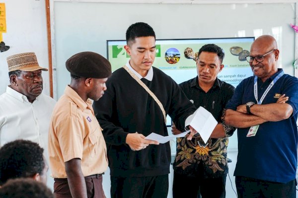 Serap Aspirasi Siswa Papua Tengah, Kaesang Berjanji Sampaikan ke Pemerintah Pusat