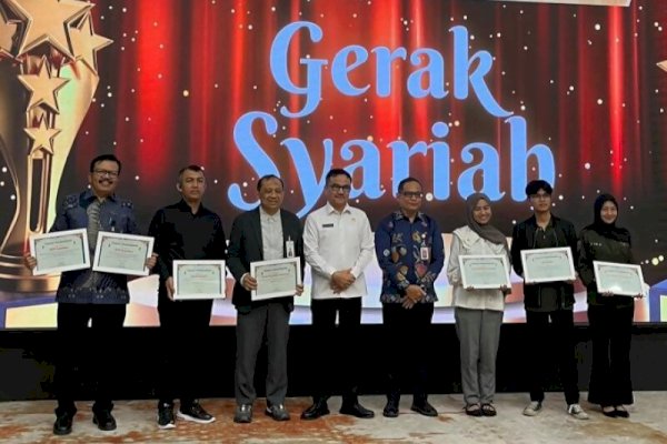 Bank Sulselbar Sabet Penghargaan Konten Terviral dan Literasi Syariah Tersmasif