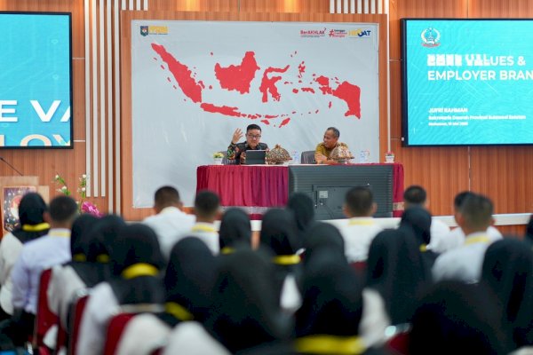 Sekda Sulsel Jufri Rahman Tekankan Reformasi Birokrasi kepada CPNS di BBPK APDN