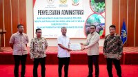 Presiden Prabowo Salurkan 25 Ekor Sapi Kurban untuk Sulsel
