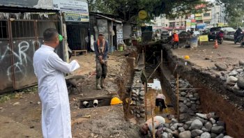 Gubernur Sulsel Tinjau Progres Jalan Hertasning, Drainase Diperbesar untuk Atasi Genangan