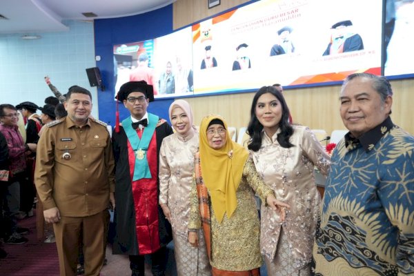 Wali Kota Makassar Hadiri Pelantikan Dua Guru Besar Unhas dan Apresiasi Inovasi Teknologi Pangan