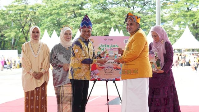 Wali Kota Makassar, Munafri Arifuddin, di momentum Hardiknas.