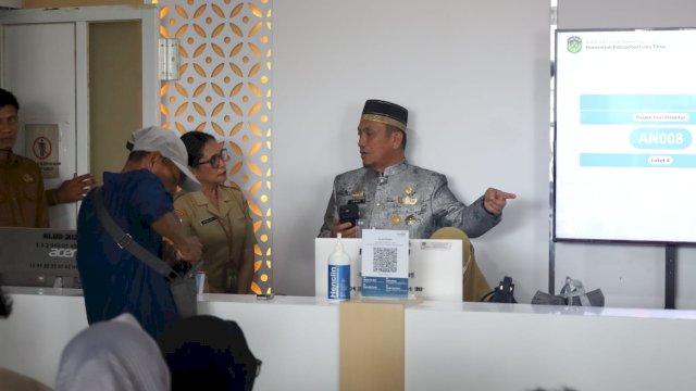 Dapati Antrean Panjang di RSUD I Lagaligo, Bupati Ibas Instruksi Tambah Meja Layanan
