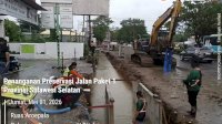 Pemasangan U-Ditch di Aroepala Dikebut, Andi Sudirman: Kita Maksimalkan Saluran Drainasenya