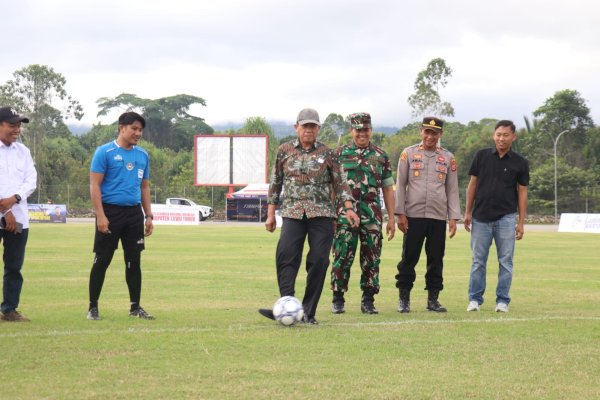 Semarak HUT ke-23 Lutim, Turnamen Bupati Cup I 2026 Resmi Bergulir