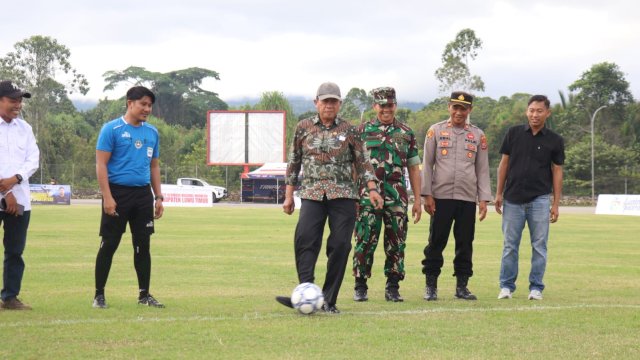 Semarak HUT ke-23 Lutim, Turnamen Bupati Cup I 2026 Resmi Bergulir