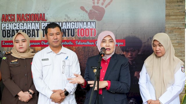 Wakil Wali Kota Makassar, Aliyah Mustika Ilham menghadiri sekaligus membuka kegiatan Aksi Nasional Pencegahan Penyalahgunaan Obat-Obat Tertentu.