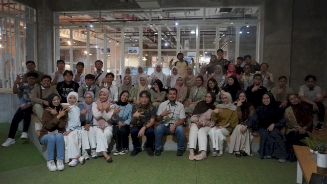 Para peserta mengikuti kuliah umum dan workshop terkait Artificial Intelligence (AI) dan Smart Technology di Kalla Institute, beberapa waktu lalu.