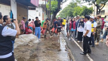 Batas Waktu Berakhir, Pedagang Pasar Kalimbu Mulai Direlokasi ke Terminal Mallengkeri