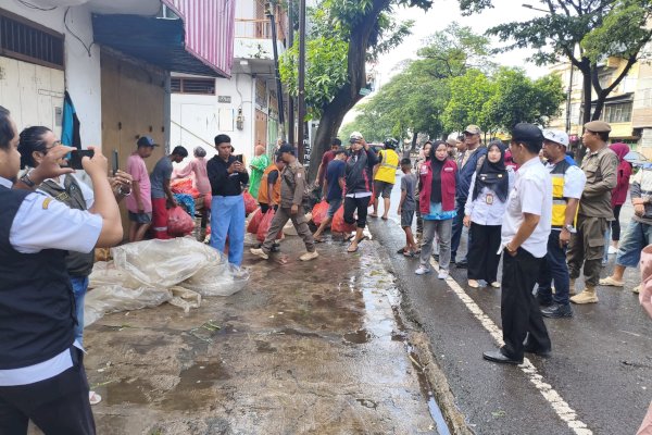 Batas Waktu Berakhir, Pedagang Pasar Kalimbu Mulai Direlokasi ke Terminal Mallengkeri