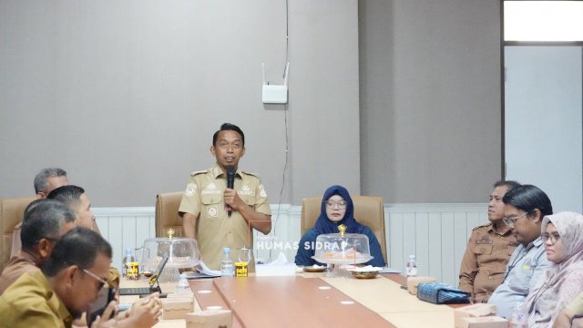 Pemerintah Kabupaten Sidrap bersama BPS menggelar sosialisasi dan aksi nyata bertajuk &ldquo;Ngibar&rdquo; (Ngisi Bareng).