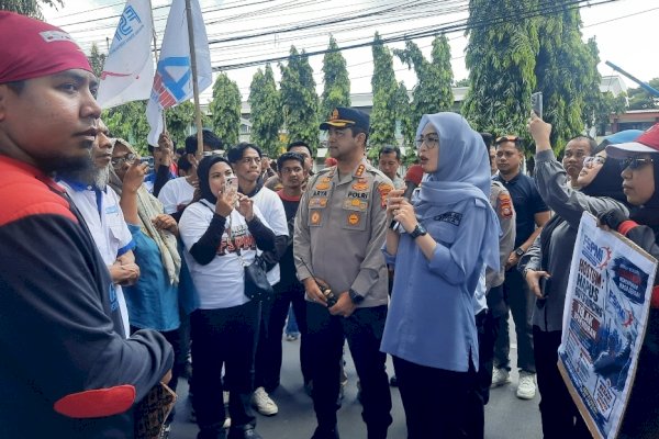 Ketua DPRD Sulsel Rachmatika Dewi “Cicu” Temui Massa Aksi May Day, Pastikan Aspirasi Ditindaklanjuti