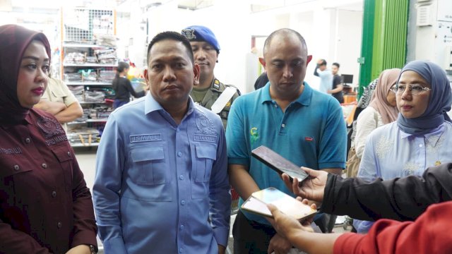 Komisi B DPRD Makassar Temukan Indikasi Gudang di Toko Sumber Plastik