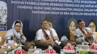 Bupati Ibas Ajak Guru Kuasai AI Tanpa Tinggalkan Nilai Lokal &lrm;