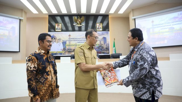 Terima Peserta PKA, Sekda Makassar Paparkan Strategi Pembangunan dan Investasi