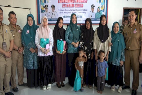 Ketua TP PKK Pangkep Nurlita Wulan Apresiasi Inovasi “Es Krim Cinta” untuk Edukasi Calon Pengantin
